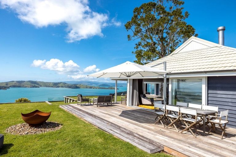 Photo of property in 70 Cowes Bay Road, Waiheke Island, 1971