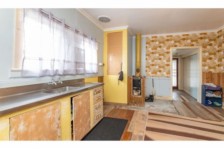 Photo of property in 45 Gould Crescent, Woolston, Christchurch, 8023