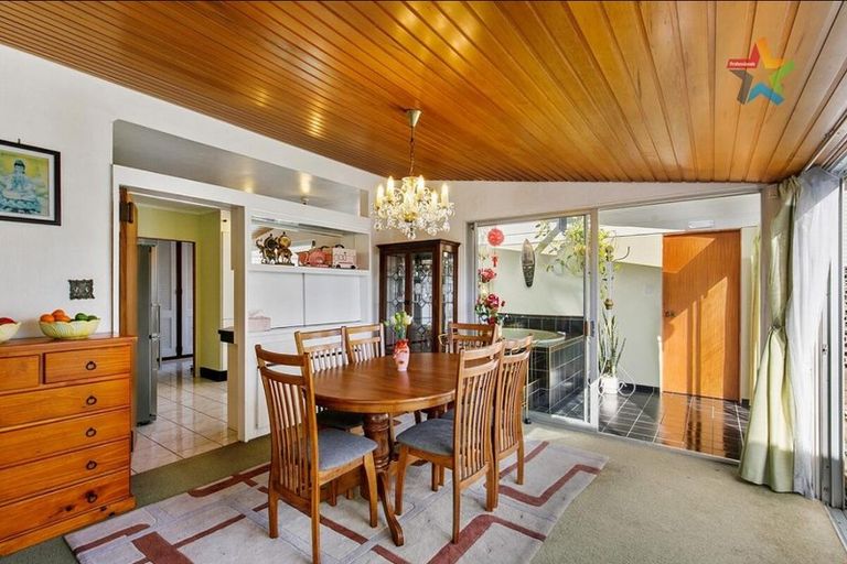 Photo of property in 20 Park Avenue, Epuni, Lower Hutt, 5011