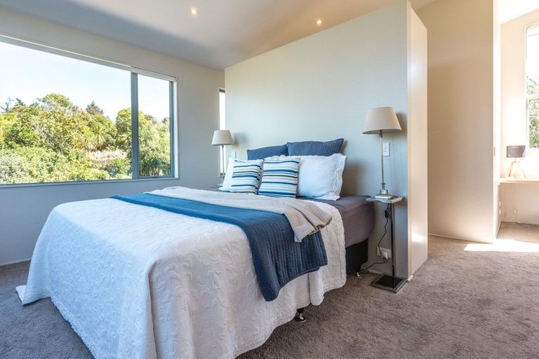 Photo of property in 88 Queens Drive, Oneroa, Waiheke Island, 1081