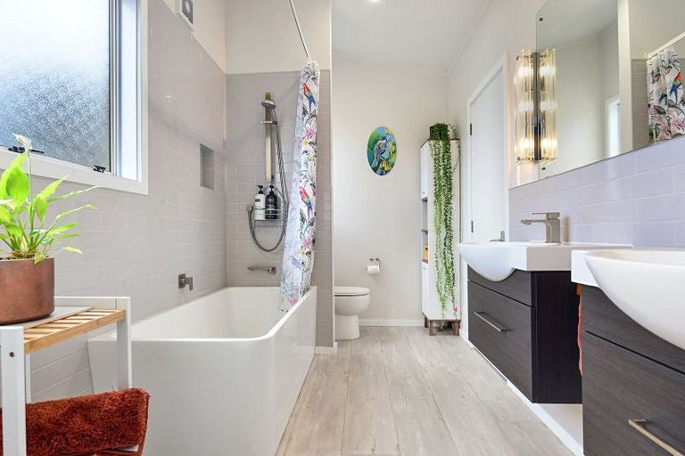 Photo of property in 58 Melva Street, Dinsdale, Hamilton, 3204