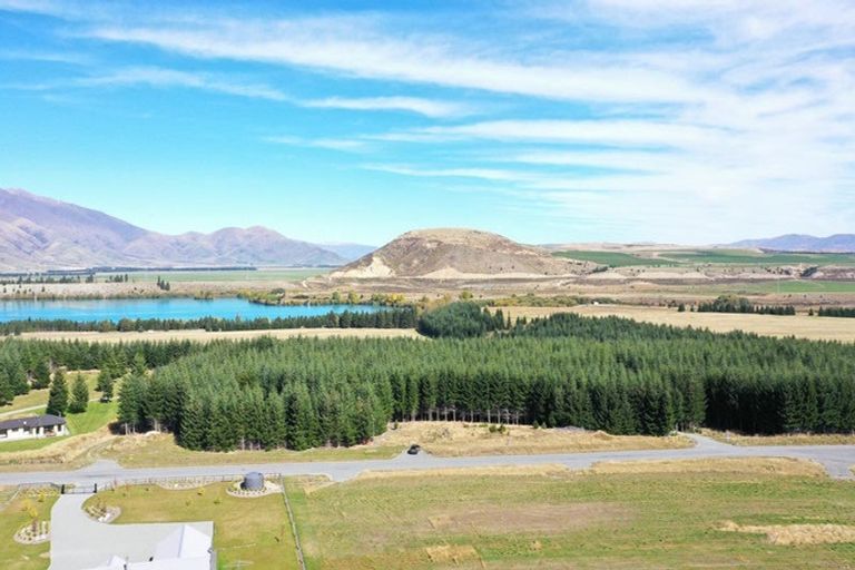 Photo of property in 73 The Drive, Twizel, 7999