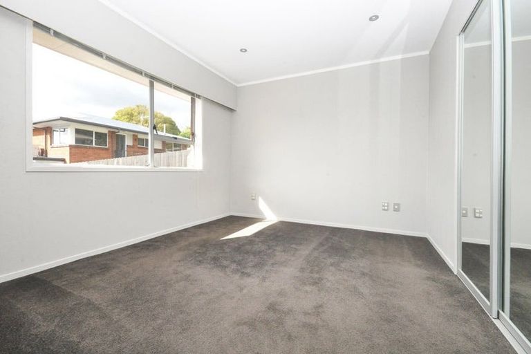 Photo of property in 1/93 Moore Street, Hillcrest, Auckland, 0627