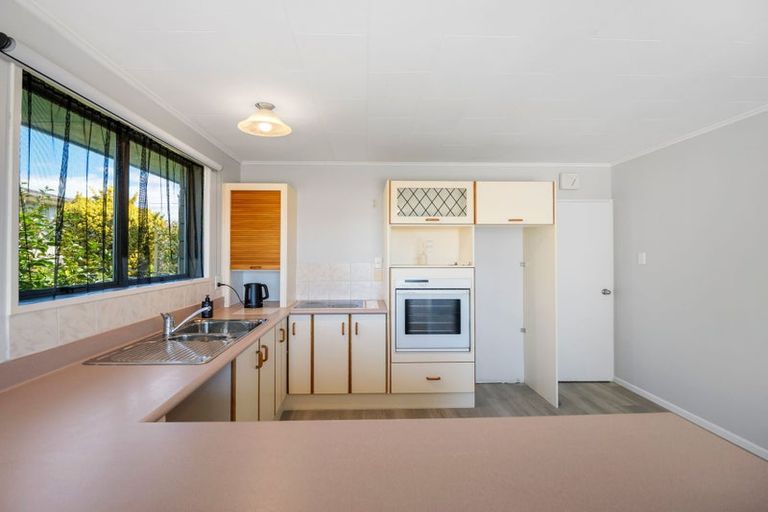 Photo of property in 37 Awamoa Road, Holmes Hill, Oamaru, 9401