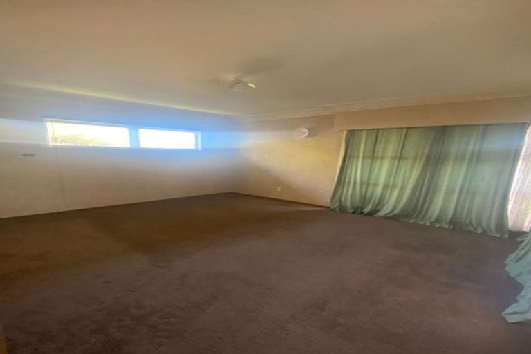 Photo of property in 107 Clevedon Road, Papakura, 2110