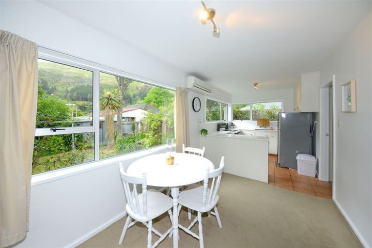 Photo of property in 2/123 Wakefield Avenue, Sumner, Christchurch, 8081