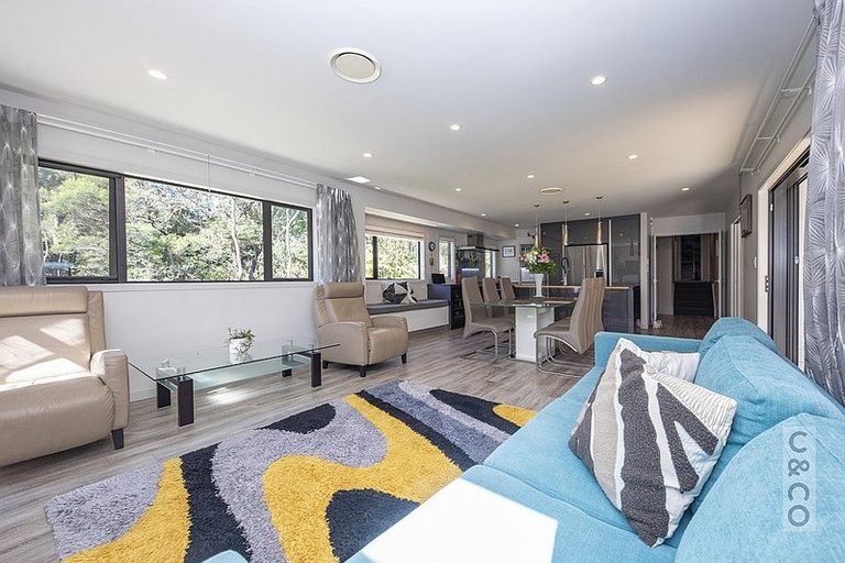 Photo of property in 22c Sunnyvale Road, Swanson, Auckland, 0614