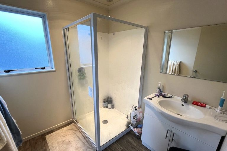 Photo of property in 8 Marne Street, Hokowhitu, Palmerston North, 4410