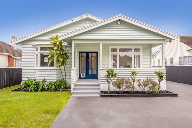 Photo of property in 24 Hart Avenue, Boulcott, Lower Hutt, 5011