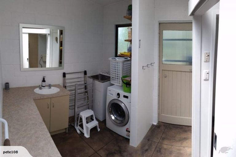 Photo of property in 20 Gillies Crescent, Waimarama, Havelock North, 4294