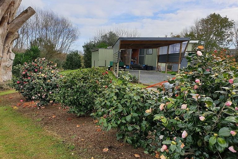 Photo of property in 85 Te Pahi River Drive, Paparoa, Maungaturoto, 0583