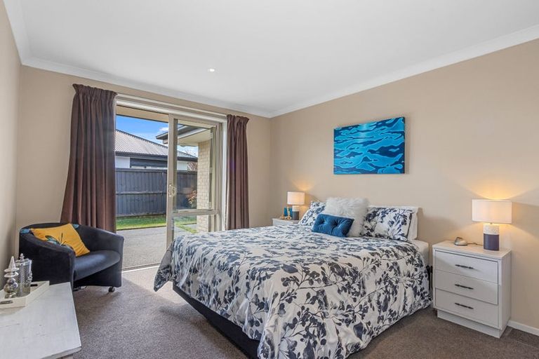 Photo of property in 7 Shield Place, Halswell, Christchurch, 8025