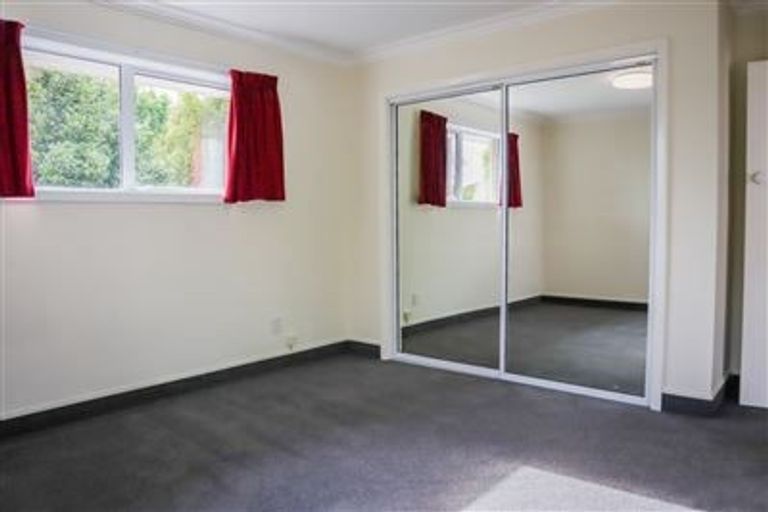 Photo of property in 229 Avonhead Road, Avonhead, Christchurch, 8042