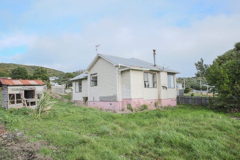 Photo of property in 11 Theodore Street, Bluff, 9814