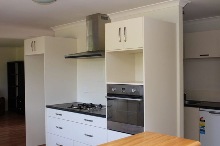 Photo of property in 17 Shalimar Place, Huntington, Hamilton, 3210