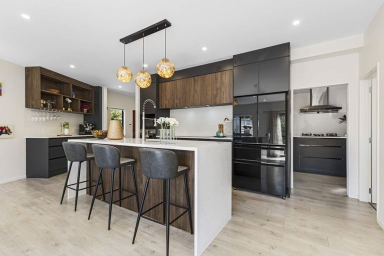 Photo of property in 5a Hemsway Place, Sunnyhills, Auckland, 2010