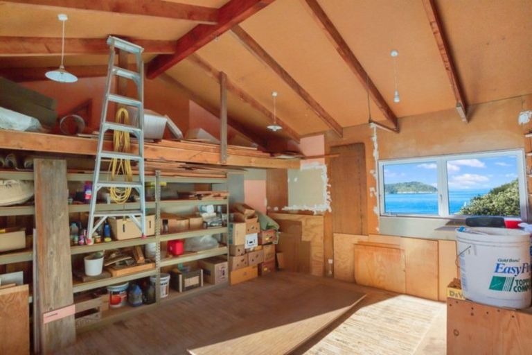 Photo of property in 61 Motuhoa Road, Tairua, 3508