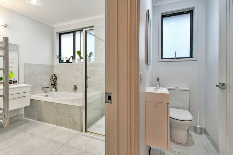 Photo of property in 10 Mcneish Place, Pokeno, 2402