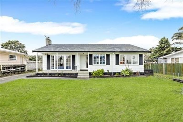 Photo of property in 8 Cargill Street, Papakura, 2110