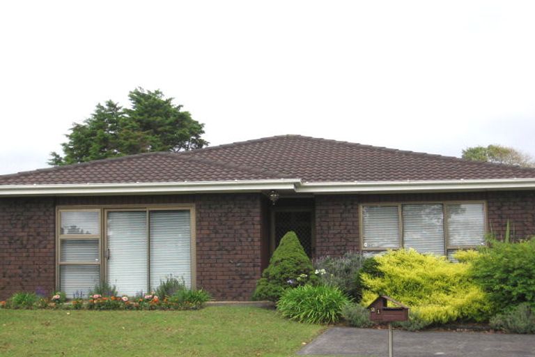 Photo of property in 21 Matuhi Rise, Henderson, Auckland, 0612