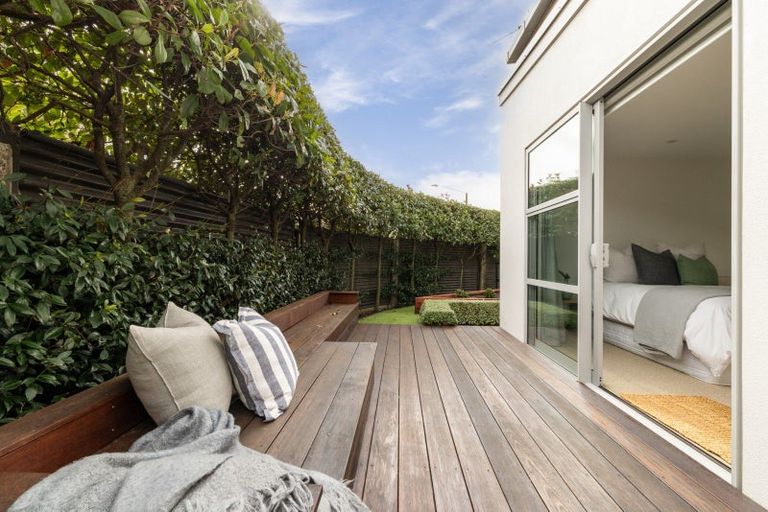 Photo of property in 190d Charles Street, Westshore, Napier, 4110