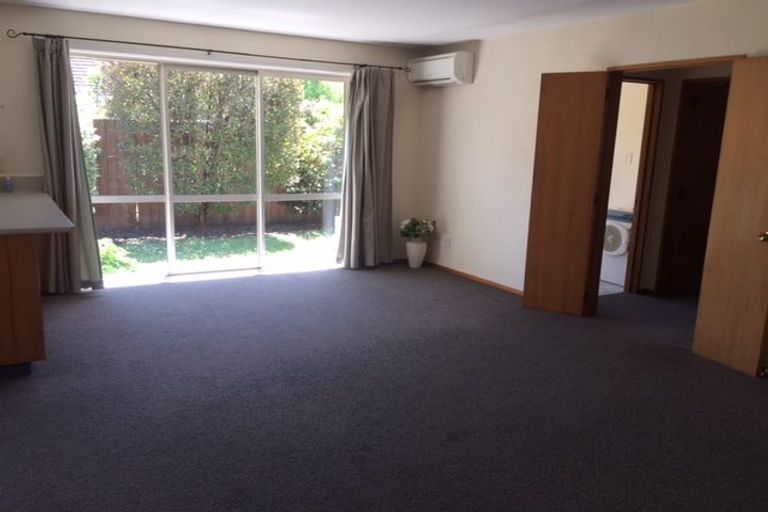 Photo of property in 2/395 Ilam Road, Bryndwr, Christchurch, 8053