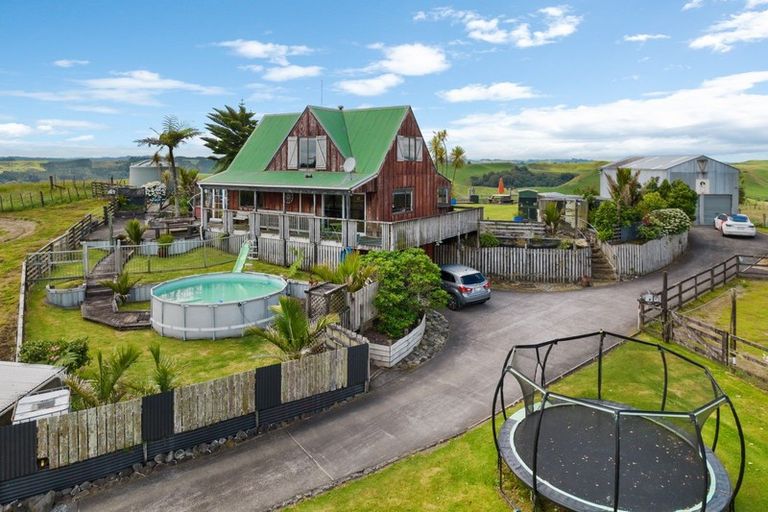 Photo of property in 173 Clarke Road, Huirangi, New Plymouth, 4373