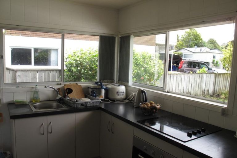 Photo of property in 1/7 Moore Street, Hillcrest, Auckland, 0627