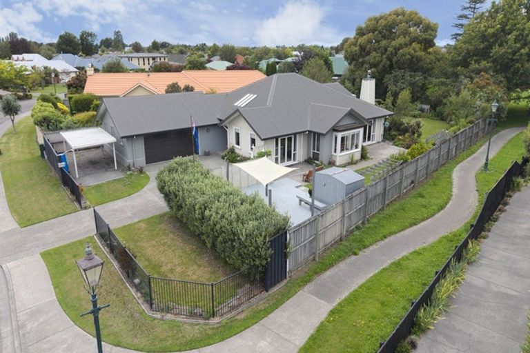 Photo of property in 13 Goodwood Close, Rangiora, 7400