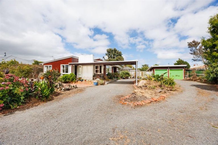 Photo of property in 37 Follett Street, Marton, 4710