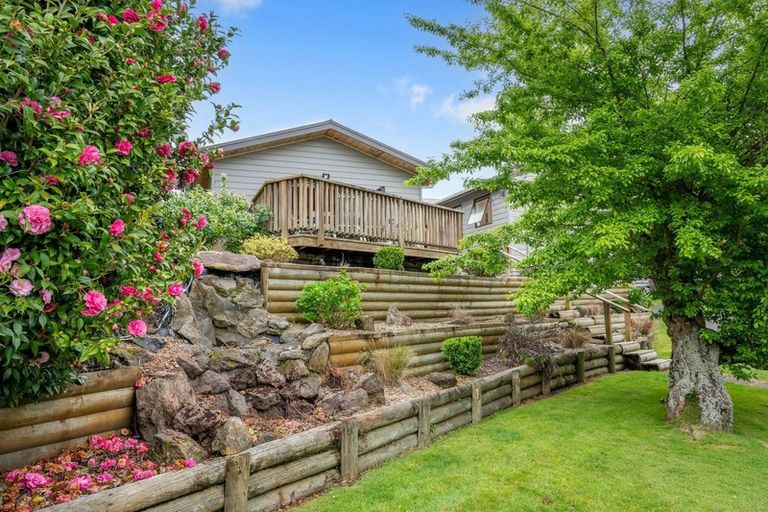 Photo of property in 20 Selwyn Road, Lynmore, Rotorua, 3010