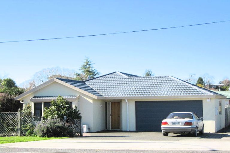 Photo of property in 25 Lucknow Road, Havelock North, 4130