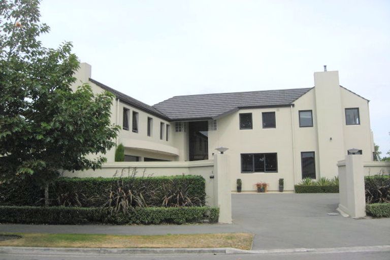 Photo of property in 3 Lewisham Park, St Albans, Christchurch, 8052