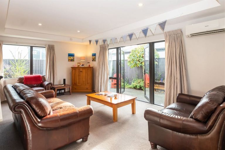 Photo of property in 109b Memorial Avenue, Burnside, Christchurch, 8053