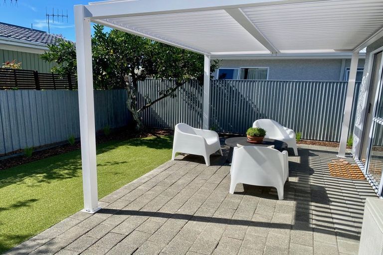 Photo of property in 3/411a Gloucester Street, Taradale, Napier, 4112