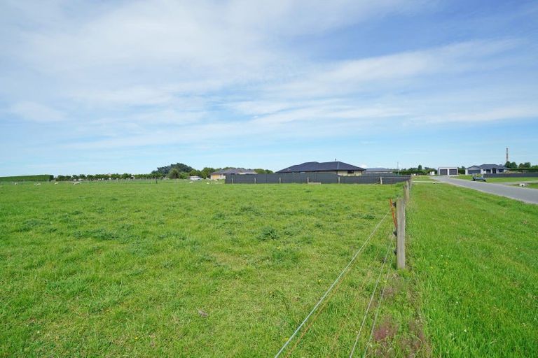 Photo of property in 7 Tui Place, Edendale, 9893