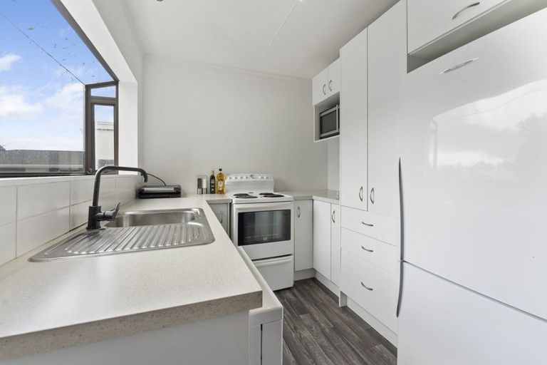 Photo of property in 1 Millar Street, Terrace End, Palmerston North, 4410