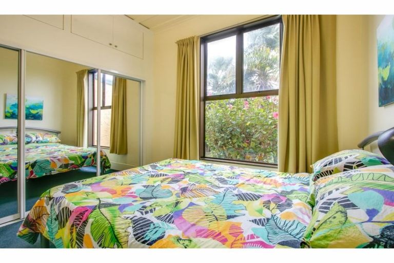 Photo of property in 90 Te Awa Avenue, Te Awa, Napier, 4110