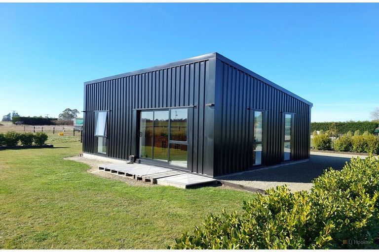 Photo of property in 8 Minnie Street, Waimate, 7980