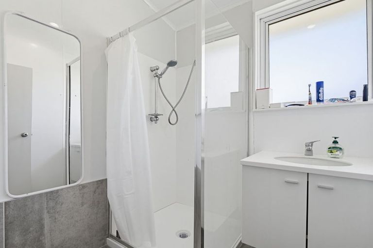 Photo of property in 28 Domett Street, Kawerau, 3127