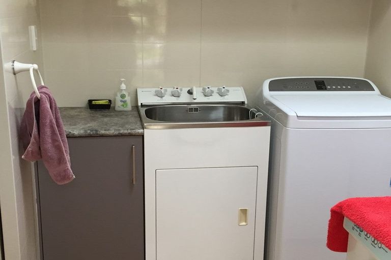 Photo of property in 38 Joyces Road, Paihia, 0200