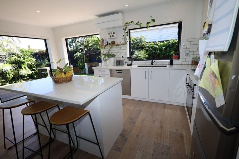 Photo of property in 5 Tui Street, Mount Maunganui, 3116