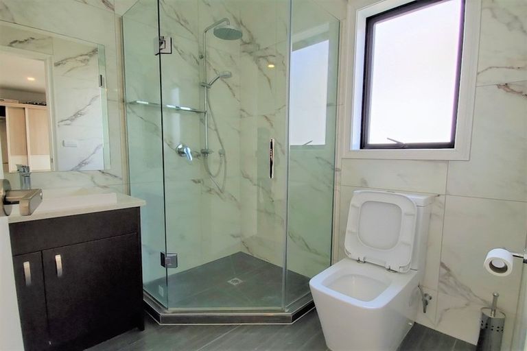 Photo of property in 6 Veneta Close, Flat Bush, Auckland, 2019