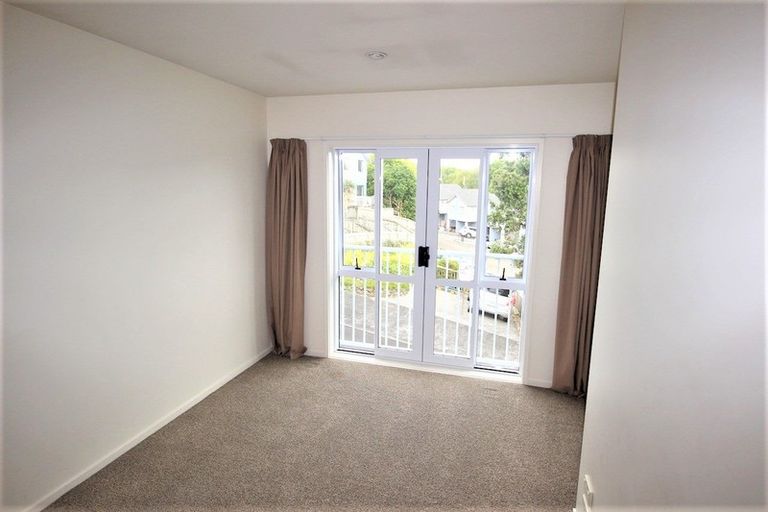 Photo of property in 17/30 John Jennings Drive, Oteha, Auckland, 0632