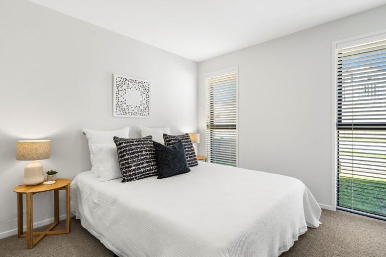 Photo of property in 3 Te Rehutai Rise, Welcome Bay, 3112