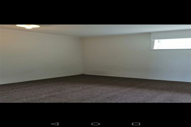 Photo of property in 71 College Road, Northcote, Auckland, 0627