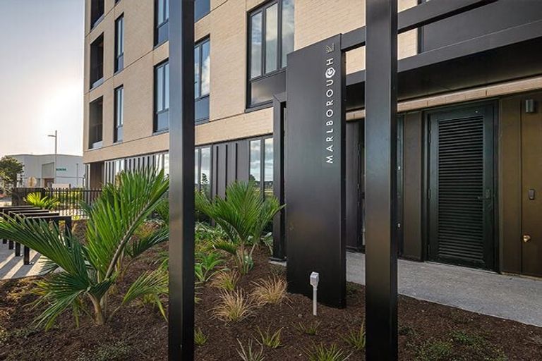 Photo of property in 407/2 Launch Road, Hobsonville, Auckland, 0616