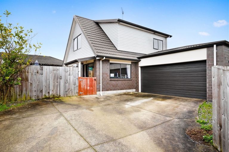 Photo of property in 18 Saralee Drive, Manurewa, Auckland, 2105