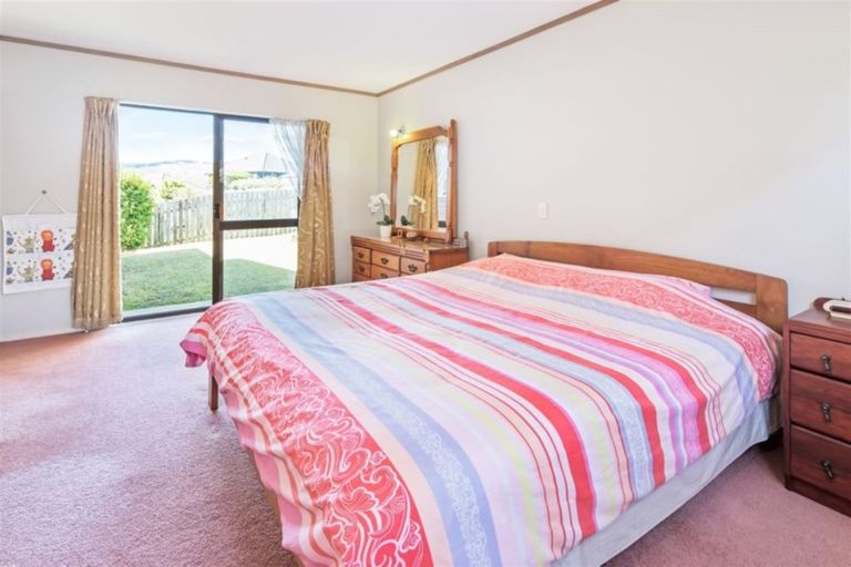 Photo of property in 34 Lakewood Avenue, Churton Park, Wellington, 6037