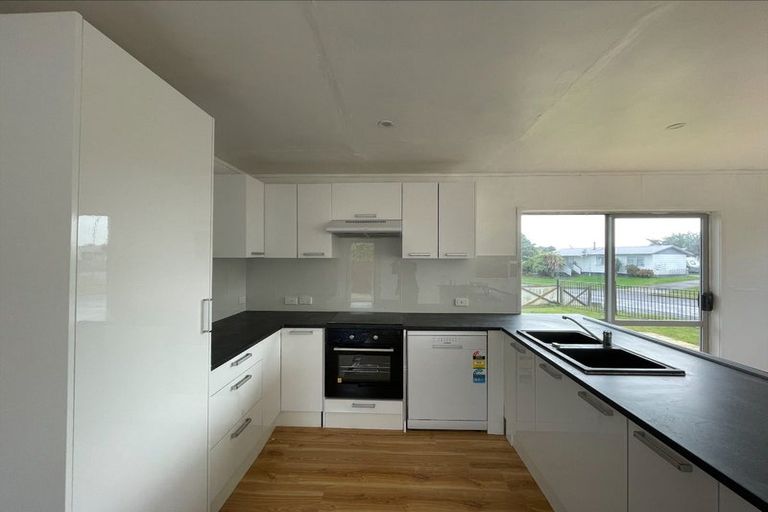 Photo of property in 40 Sequoia Crescent, Owhata, Rotorua, 3010